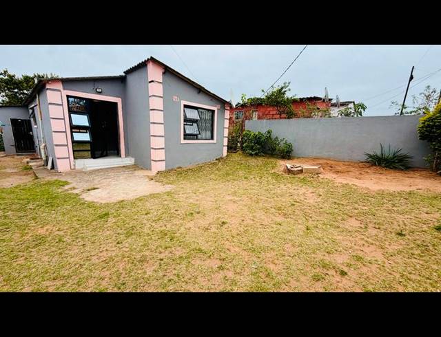 3 BEDROOM HOUSE FOR SALE IN KWANDENGEZI